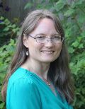 Portrait photo of Leah Brandis