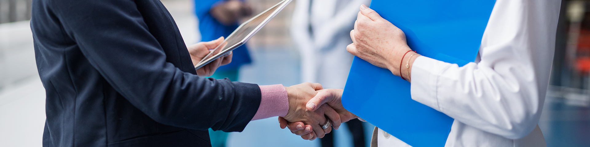 Two women shake hands. Image courtesy of Getty Images