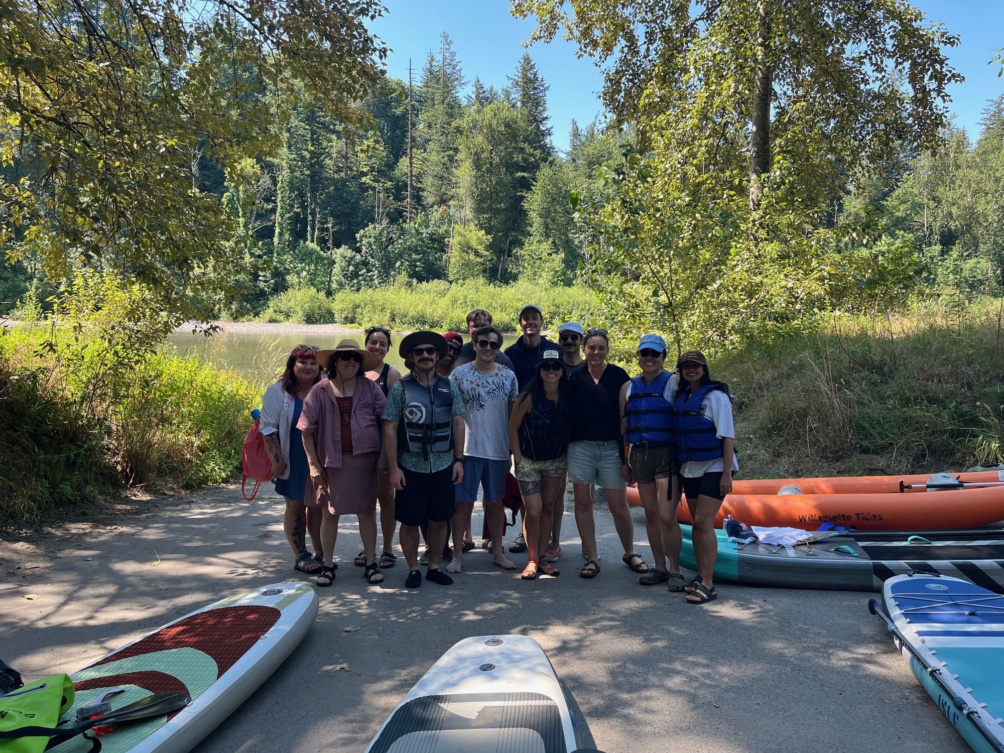 Kayaking the Sandy River